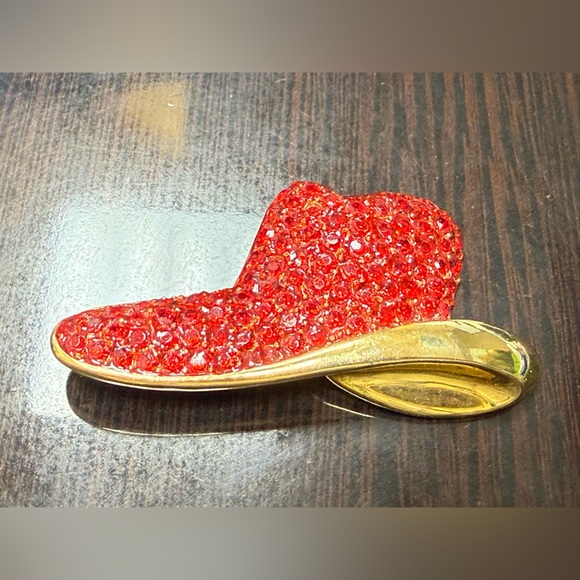 Vintage Red Rhinestone Gold Plated Wide Brim Fashion Hat Brooch Pin Wedding